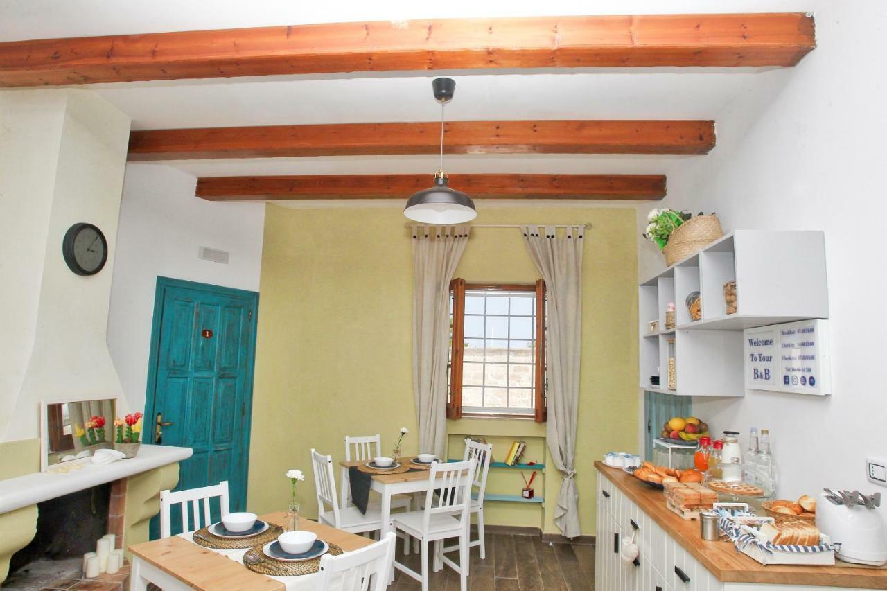 B&B Villa Al Mare Giovinazzo Buitenkant foto
