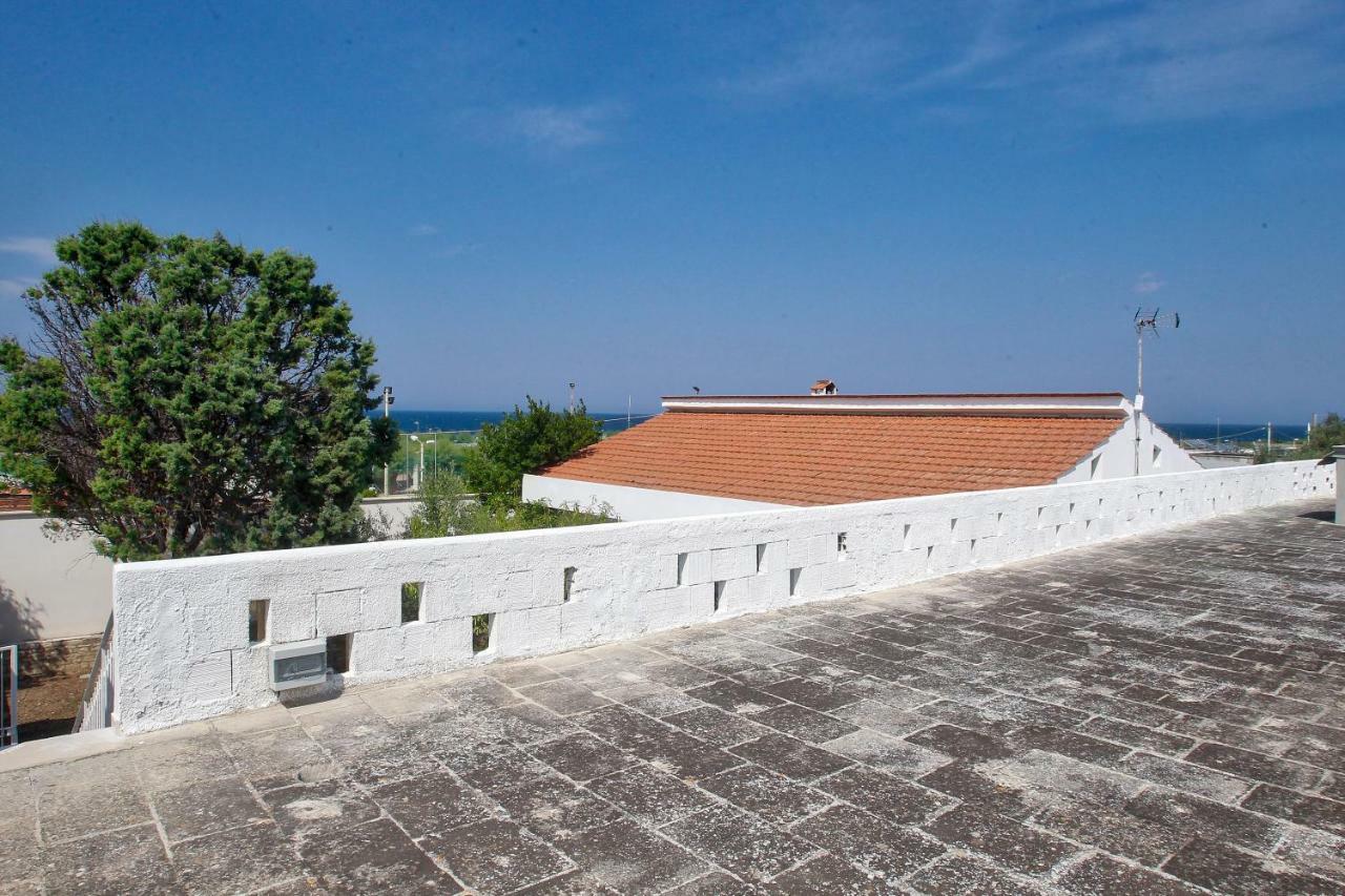 B&B Villa Al Mare Giovinazzo Buitenkant foto