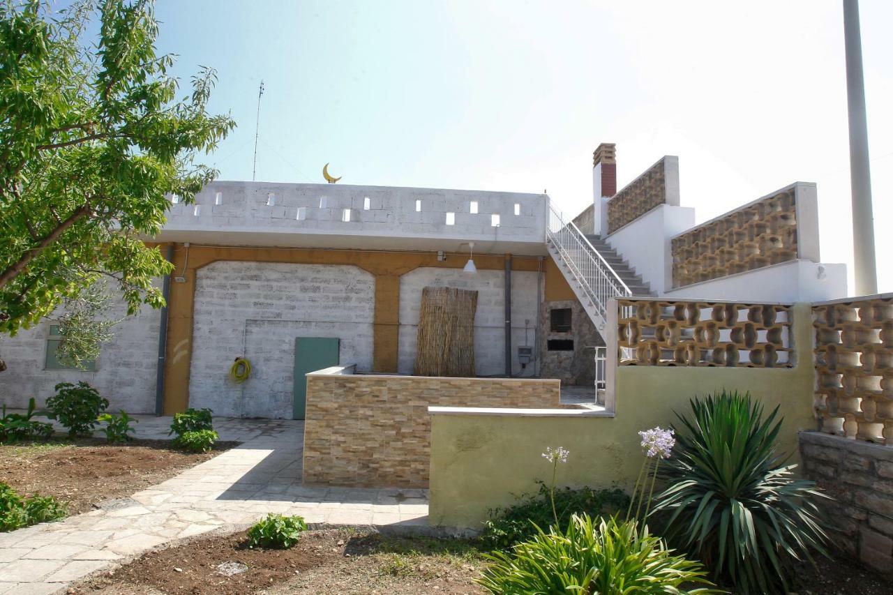 B&B Villa Al Mare Giovinazzo Buitenkant foto