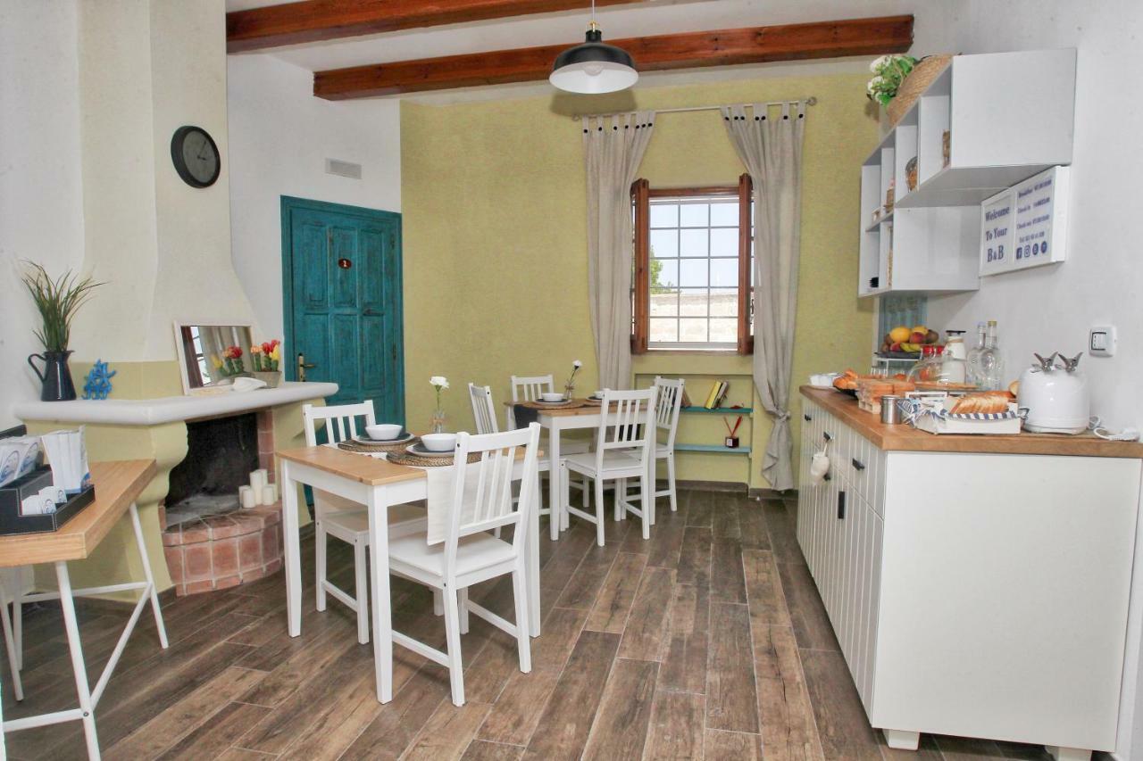 B&B Villa Al Mare Giovinazzo Buitenkant foto